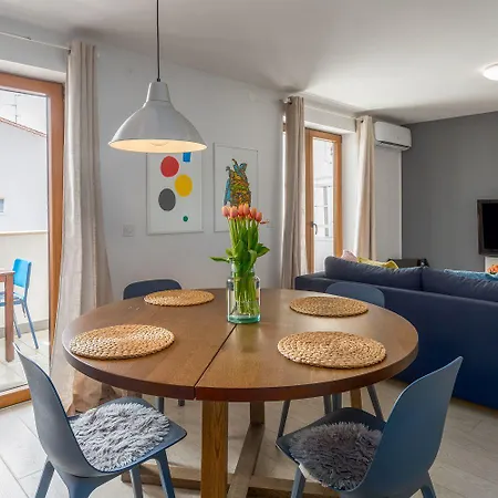 Apartment Modernes Mit Meerblick, Stylischem Interieur, Privatem Balkon, Grill, Klima, Wifi