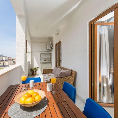 Modernes Mit Meerblick, Stylischem Interieur, Privatem Balkon, Grill, Klima, Wifi Apartment