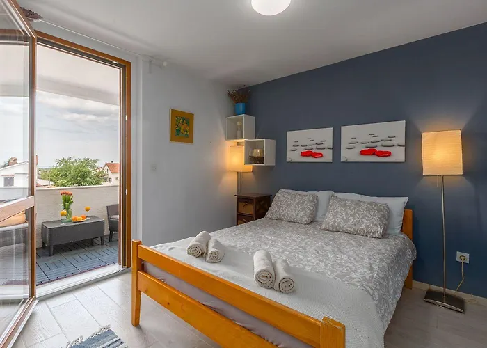 Modernes Mit Meerblick, Stylischem Interieur, Privatem Balkon, Grill, Klima, Wifi * Porec